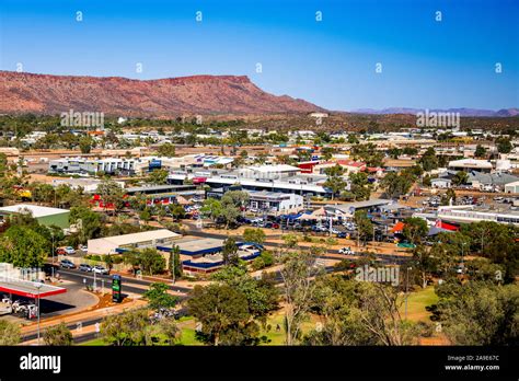 where is alice springs nt located